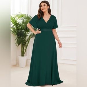 Formal Dress•Bridesmaid•Mom of the Bride/Groom•Dark Green•Formal Holiday Party